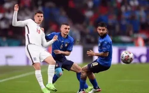 包含乌克兰险胜北马其顿，晋级前景渐显的词条