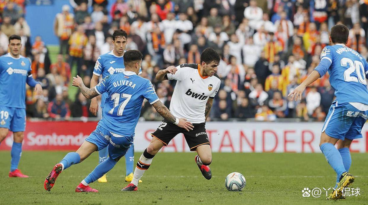 包含赫塔菲主场告捷，取得强势胜利的词条