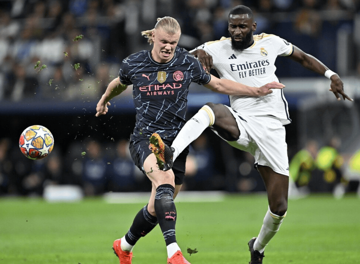 哈兰德今日表现抢眼，姆巴佩整场无解，教练赛后亲自拥抱的简单介绍