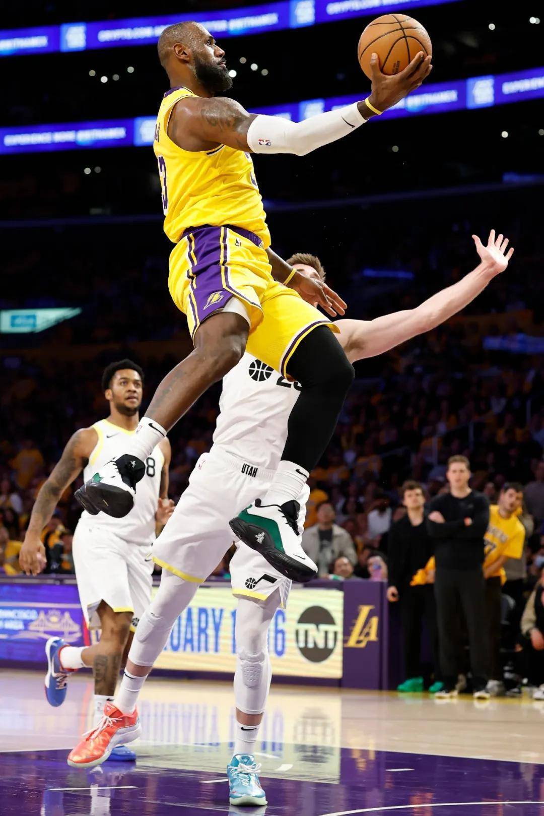  东契奇新星惊险取胜表现惊艳，德国队未来可期！